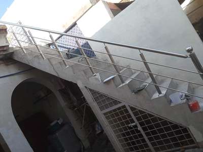 *stairs railing *
Jindal pipe best quality metrial
only contact me.