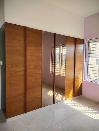 #6door wardrobe plywood and teak veneer with bronze mirror