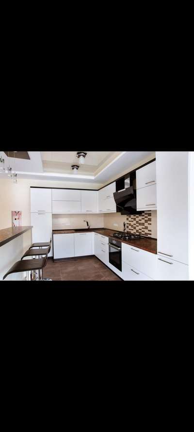 *Modular kitchen*
with material