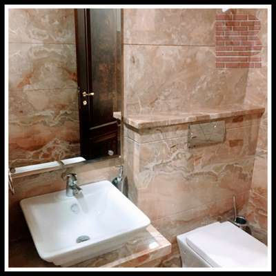 #interiordesigers #bathroomdesign #bathroomdecor #InteriorDesigner #WallDesigns #BathroomIdeas #BathroomCabinet #BathroomRenovation