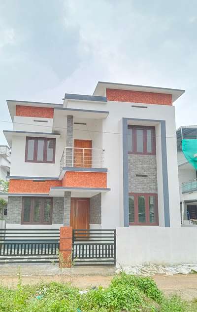 #budgethomes #Ernakulam
Client : Peter
Total cost : 24 lakhs (Material + labour)
3 BHK
call : 8848451349
#ContemporaryDesigns