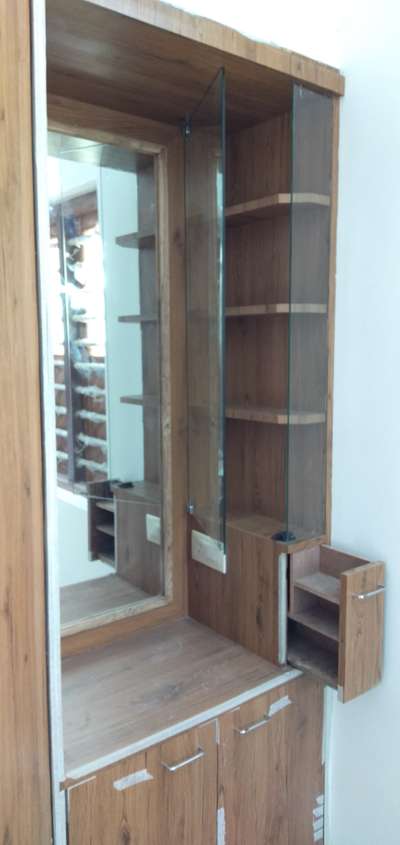 Wall unit with dressing  #