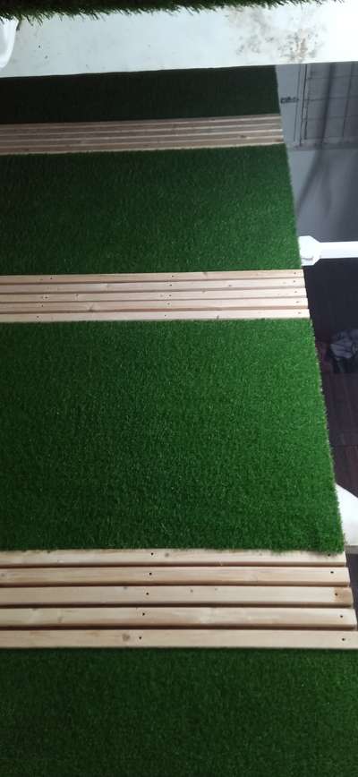 artificial grass installation work

 #artificialgrass #WallDesigns 
#WALL_PAPER 
#WallDesigns 
#Carpenter