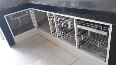 *Modular Kitchen *
Modular kitchen with material.
This rate includes material + labour charge.