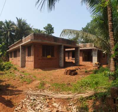 work in progress 🏗🏡 #Kannur #KeralaStyleHouse #modernhome #trendig #blanc_designstudio #Architectural&Interior #followforfollowback #more