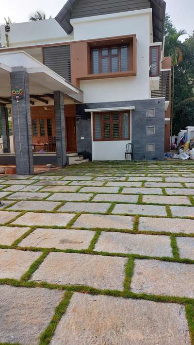 Bangalore stone with natural grass