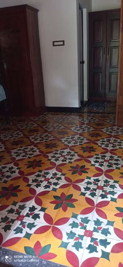 #traditionalhomes  floor tile....