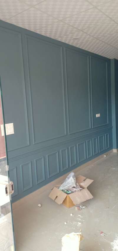 wall moulding work labour