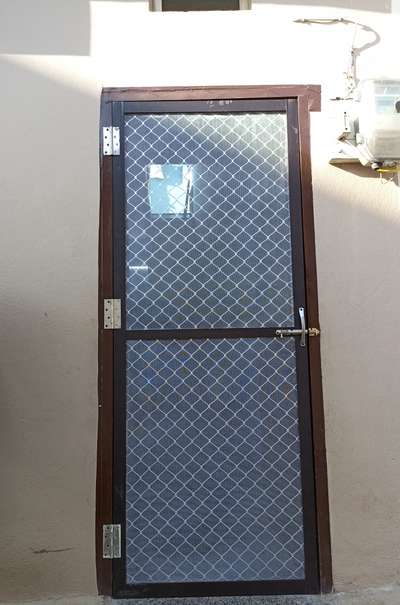 3×7 Aluminium mosquito net door
Unique Aluminium and Glass #alumiumdoor  #mosquito  #sangamjali  #uniquealuminiumandgalss