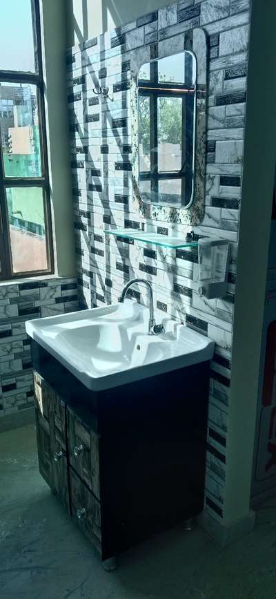 wash basin tile combination