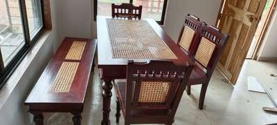 #TraditionalStyle  #DiningChairs  #DiningTable  #antique