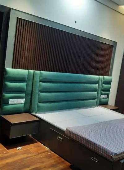 *Beautiful Bed design*
For sofa repair service or any furniture service,
Like:-Make new Sofa and any carpenter work,
contact woodsstuff +918700322846
Plz Give me chance, i promise you will be happy