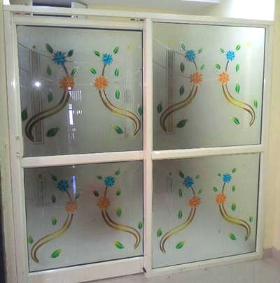 Alluminium section partition with design glass 5mm