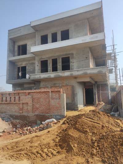 complete my project 
contact me for labour rate building
9897532935