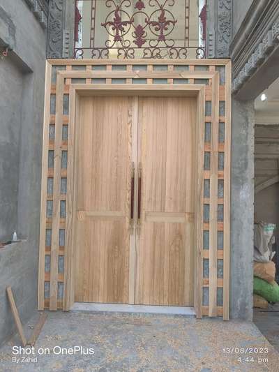 wooden door  #woodendoor  #woodworkig
 #modularkitcan  #modularalmirah  #Carpenter  #furnitures