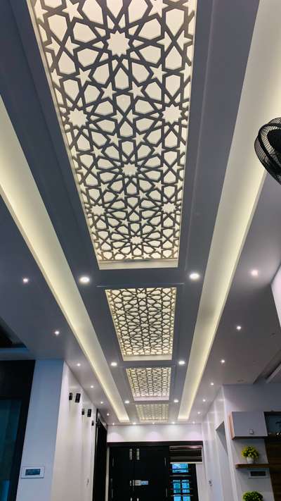 Foyer ceiling design with cnc  
 #home  #HomeDecor  #GypsumCeiling 
 #Gypsam  #ceilingdesigns  #InteriorDesigner  #KitchenInterior  #architecturedesigns  #Architect  #Thrissur  #Malappuram  #Kozhikode  #edappally  #kochi   #interiorworks  #home3ddesigns