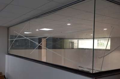 *12mm Glass partitions fix *
12mm tafan Glass and 30mm chenal fiting animating matiryal and silicon, rabar  kamleat fiting reat onli lebar charj 
not...Glas handling char axtra project reat