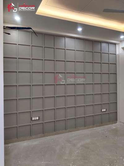 Wall panelling design  #wallpanel  #wallpanellingideas  #wallpanelling  #wallpaneldesign  #panelling  #HouseDesigns  #InteriorDesigner  #Interior_Designing