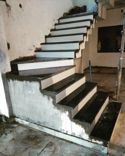 #StaircaseDecors  #marvellousinteriordesign  #mgmdesigntech  #InteriorDesigner  #architecturedesigns  #FlooringTiles  #CivilEngineer  #StaircaseDesigns