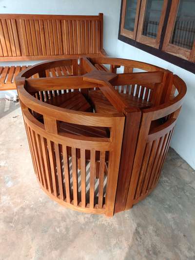 4 feet round table