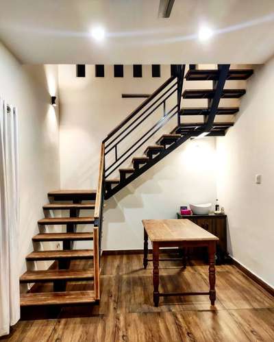 stair case design
.
 #StaircaseDecors  #IndoorPlants  #InteriorDesigner  #Architect  #KitchenInterior