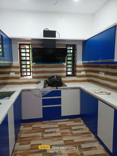 *modular kitchen *
.