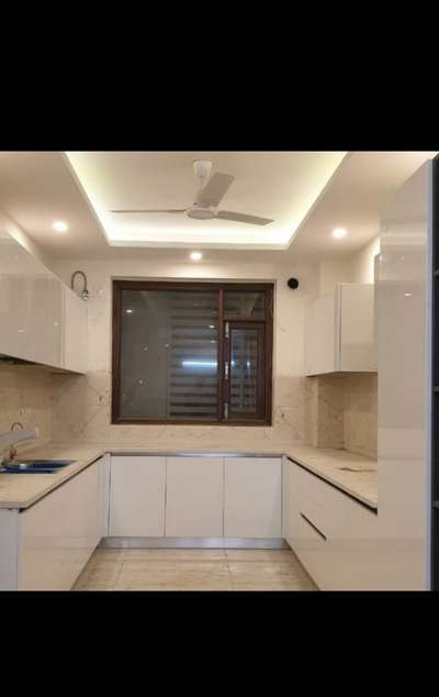 *Modular kitchen*
On site kitchen with MR plywood and Action tesa Hdhmr shutters in Greenlam/Merino laminate.. with Inox innotech