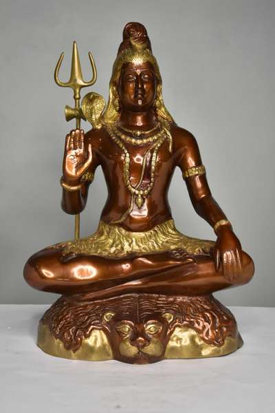 Brass Statue of Lord Shiva

weight: 16 Kg