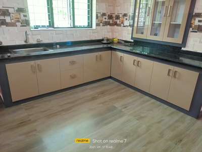 multi wood kitchen