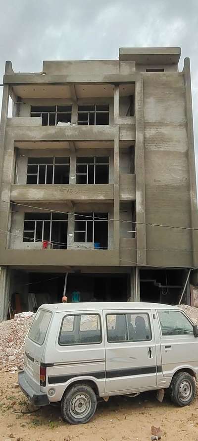 haldi ghati near lic office #Contractor  #HouseConstruction  #HouseDesigns