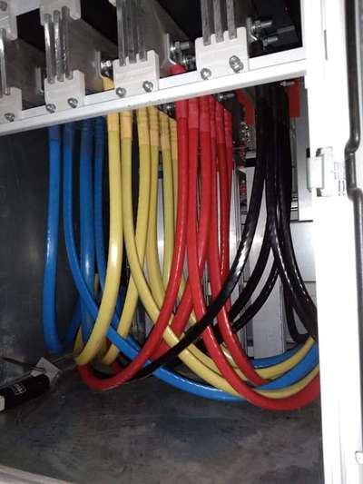electrical cable termination work 
 #cables  #Electrician  #ELECTRIC  #electricalwork  #electricswitches  #electricalcontractor  #POWERLAYOUT  #cabletrayfixing  #cabletray  #cps