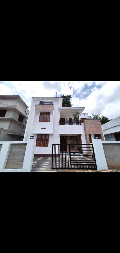 #HouseDesigns #houseforsale #InteriorDesigner #Interlocks #Thiruvananthapuram #newhouse #FloorPlans #home3ddesigns #trendingdesign