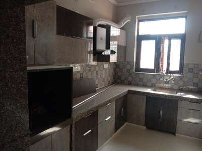modular kitchen ke 28years experience A1 quality ke sath kam Kiya jata hai mob 9024095791