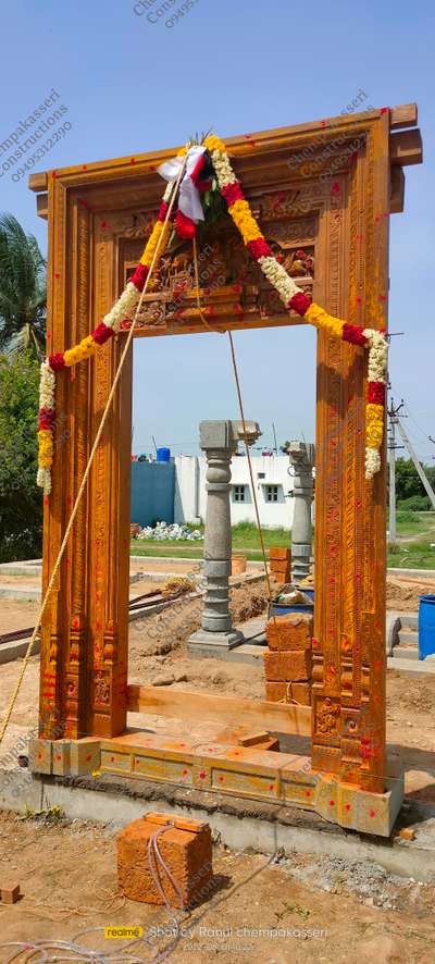 #TraditionalHouse  #constructions  #tamilnadu  #all_kerala  #naturalstonedesign  #carving