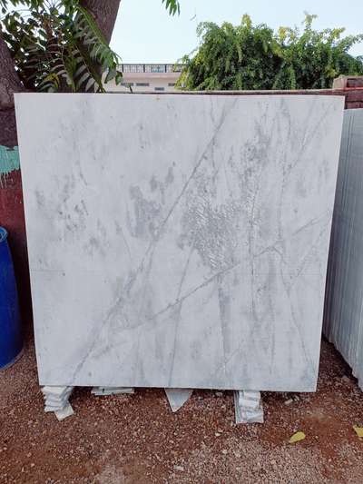 pure Italian pettern dharmeta white marble
thickness 16mm
rate 25pr sq fit