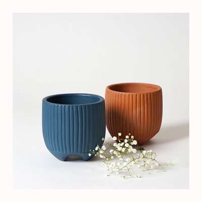 Adding a touch of charm to your home with these cute little ceramic pots.
.
The greatest home improvement necessities are available right now

#dinnerware #tableware #homedecor #kitchenware #tablesetting #ceramics #handmade #pottery #tabledecor #porcelain #glassware #stoneware #plates #interiordesign #design #kitchen #decor #tabletop #tablescapes #crockery #tablescape #home #ceramic #homedecor #ceramicpots #plantsmakepeoplehappy #decorshopping
