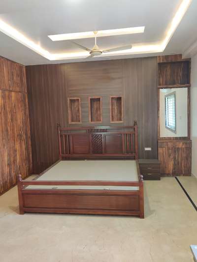 #woodenbedroom #roominterior #MasterBedroom #InteriorDesigner #browninterior
