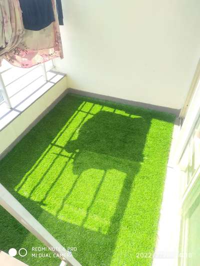 Artificial Grass in Faridabad for balcony, terrace, lawn & backyards  #artificialgrass #BalconyGarden #BalconyDecors  #homedécor #LUXURY_INTERIOR