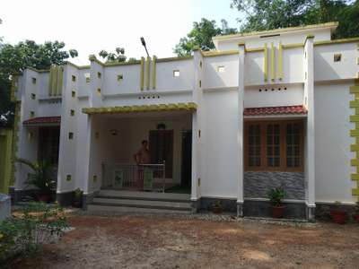 1350 sqft .
20lakh only