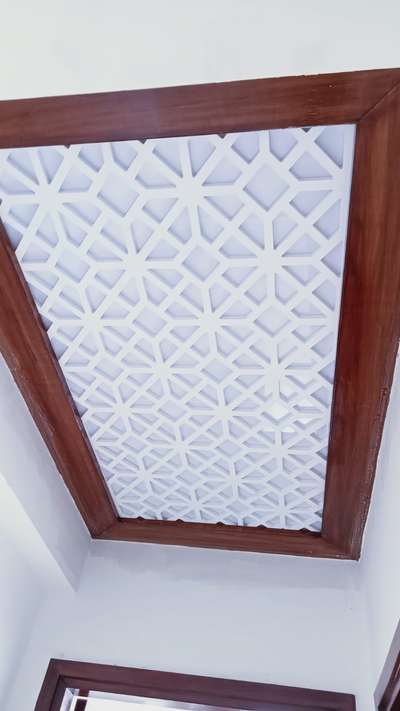 Ceiling in ply Mdf jali