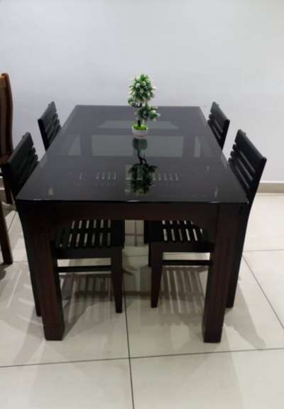 Aqusha Daning table with chair
