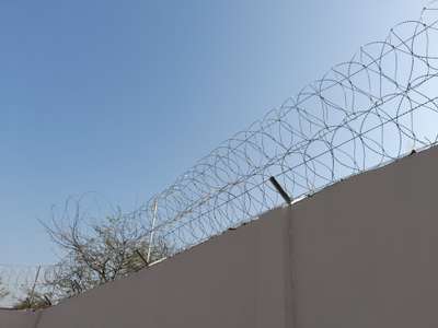 Razor blade wire fencing #