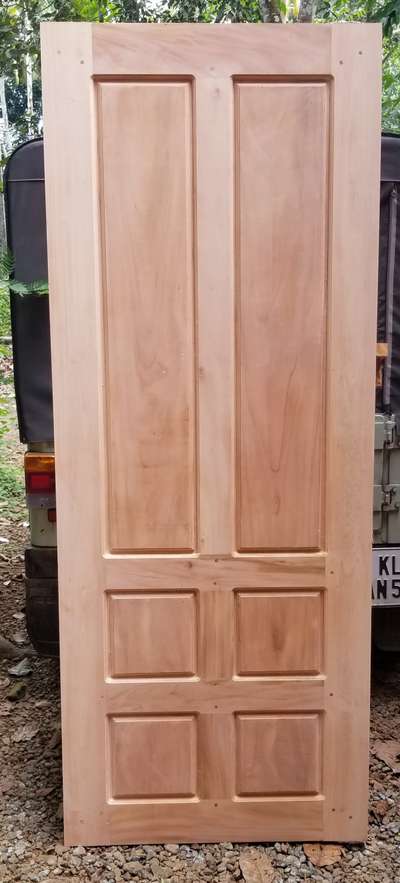 mahagoni wood door 
#thondutharayilfurnituremart #karukachal #woodendoor
#doorsandwindows