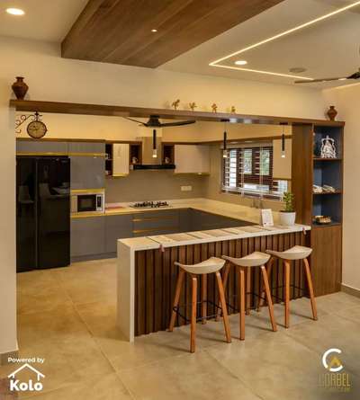 kitchen design 

Client: Sino
Location: Malaparamba, Calicut

Design and Execution: corbel_architecture
Credits: @fayis_corbel

Branding Partner: @kolo.kerala