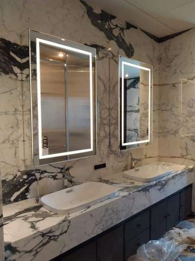 #ledmirror  #BathroomDesigns  #mirror  #punjabibagh