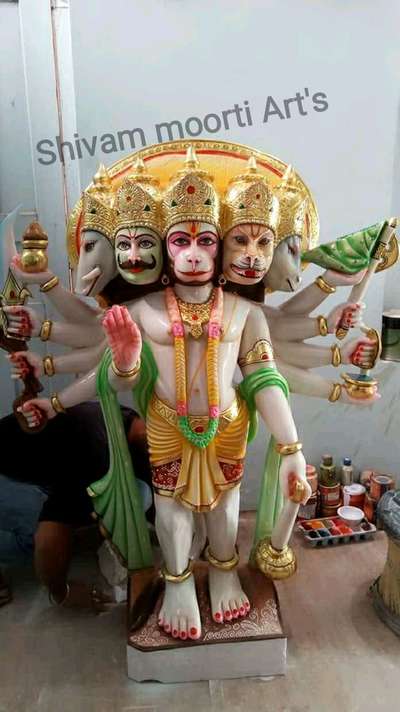 lord - panchmukhi Hanuman
size -- 4 feet 
price --70000₹
Shivam moorti art's jaipur
7424961463