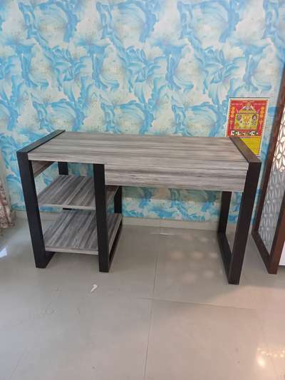 table
only 25,000rs