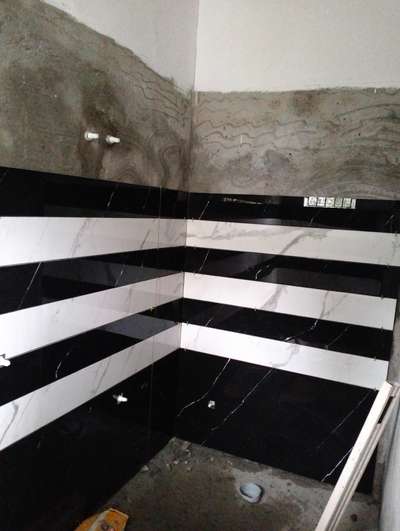 black and white border 2×4 vertified tile Bathroom