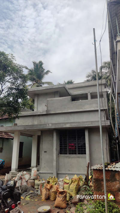 paravattani 🏡
.
.
.
.
 #Thrissur #geohabbuilders #sitestories #KeralaStyleHouse #ContemporaryHouse  #HouseConstruction