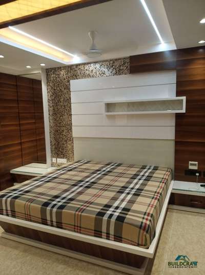 Gurgaon Villa Interior finished with PU and polish.
all the material used water and termite proof with soft close top branded fitting to make more comfortable and look. Work guranteed with 12 years.
 #villainterior   #homeinteriordesigncompany 
 #pufinishkitchen  #pufinished  #kingsizebed  #modernhousedesigns  #royalfurniture  #buildcraftassociates  #modularwardrobe  #FalseCeilinideas  #crockeryforhomes  #BarUnit  #LivingRoomSofa  #washroomdesign  #StaircaseDecors  #cornerdecoration  #BathroomCabinet  #KitchenIdeas
